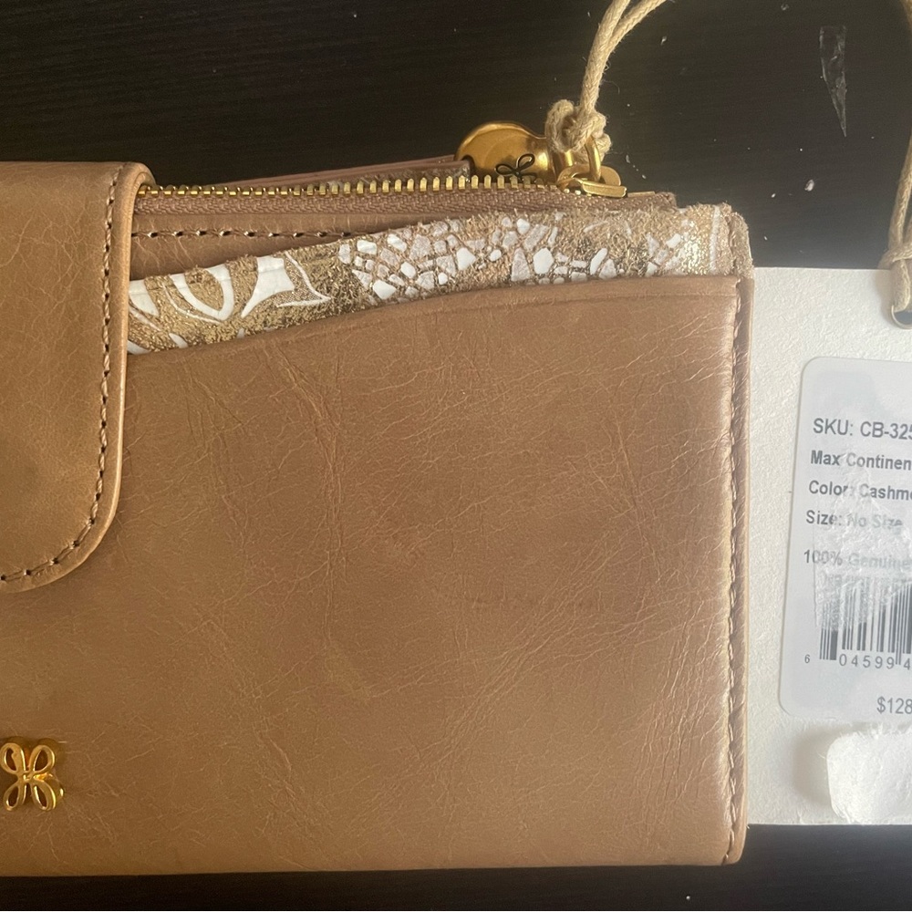 HOBO Cashmere  max continental leather wallet - Picture 10 of 10